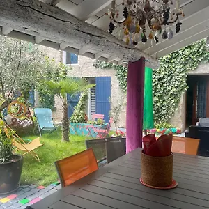 https://art-de-vivre-en-couleurs.hotels-rhonealpes.com
