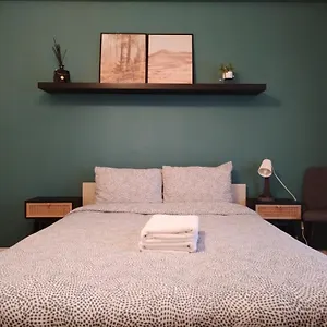https://apt-chambre-proche-saint-charles-et-port-avec-netflix.fr-provencehotel.com