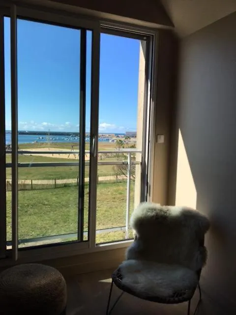 Appartement APPART-STUDIOS VUE MER PANORAMIQUE ST GUENOLE Côté Mer Penmarcʼh France